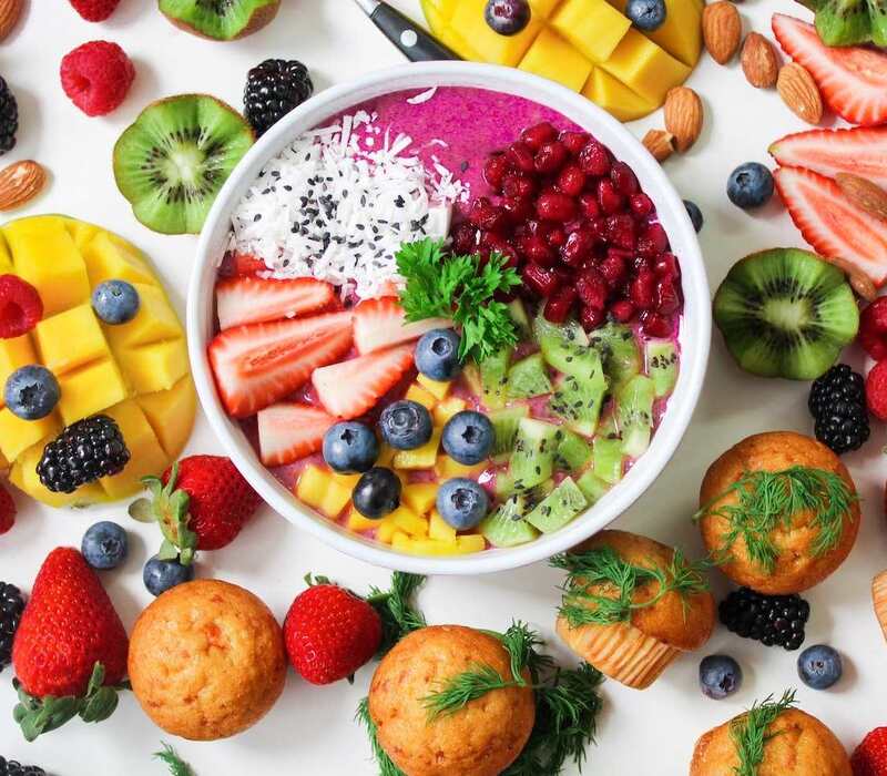 Mango Strawberry Smoothie Bowl Method