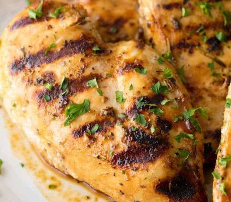 How to Make 8 oz Chicken Breast? - Lifestyle Foodies🍎