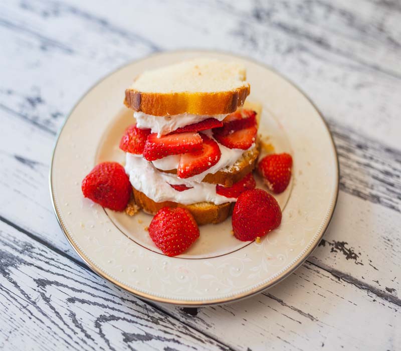 strawberry sandwich