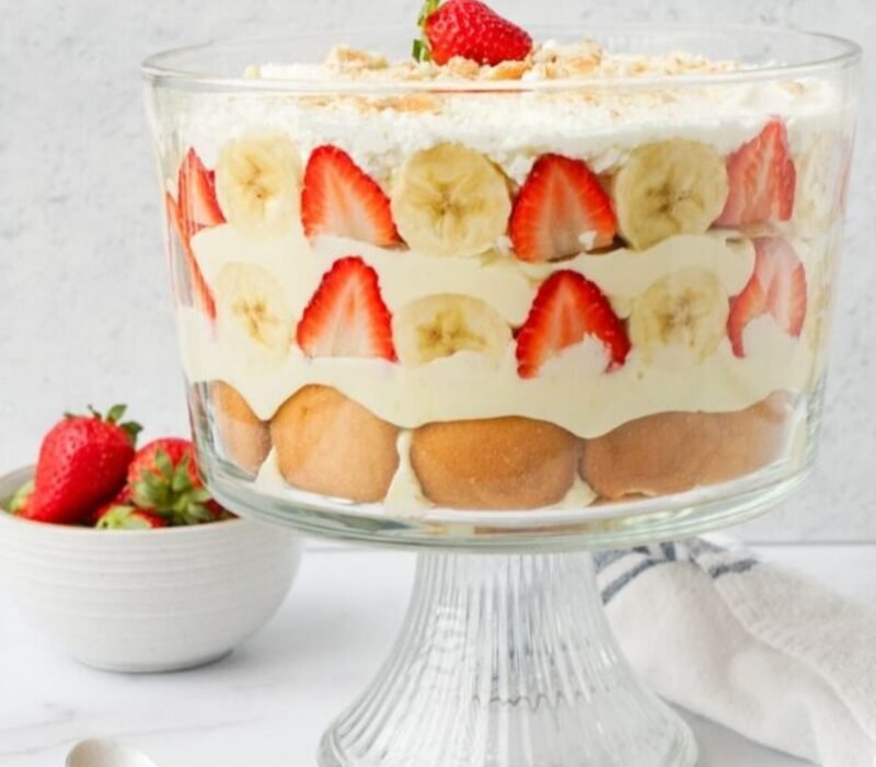 Easy to Make Best Strawberry Banana Pudding